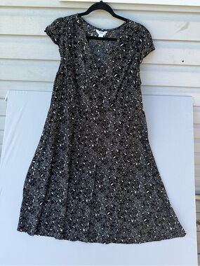 Penningtons Black Floral V-Neck Midi Dress